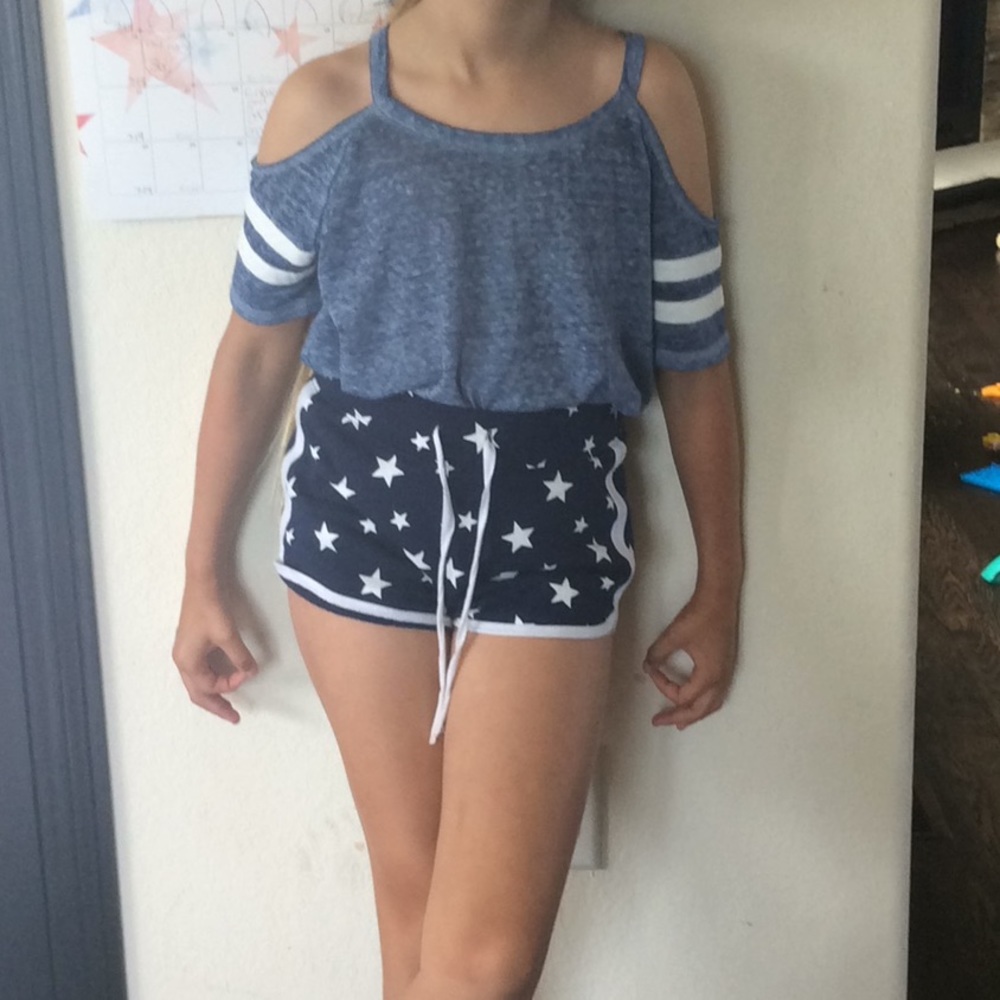 A cute top